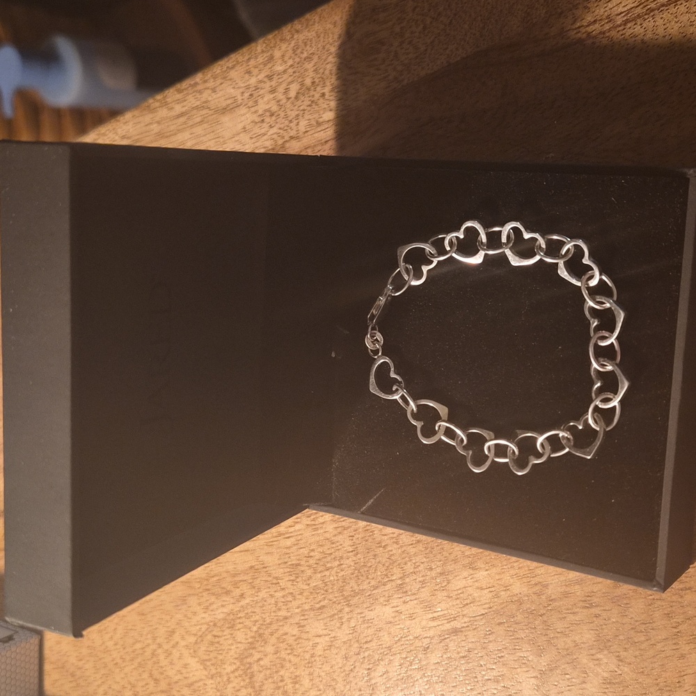 Sterling Silver Heart Link Bracelet - Bought At Jared Jewelers 7in